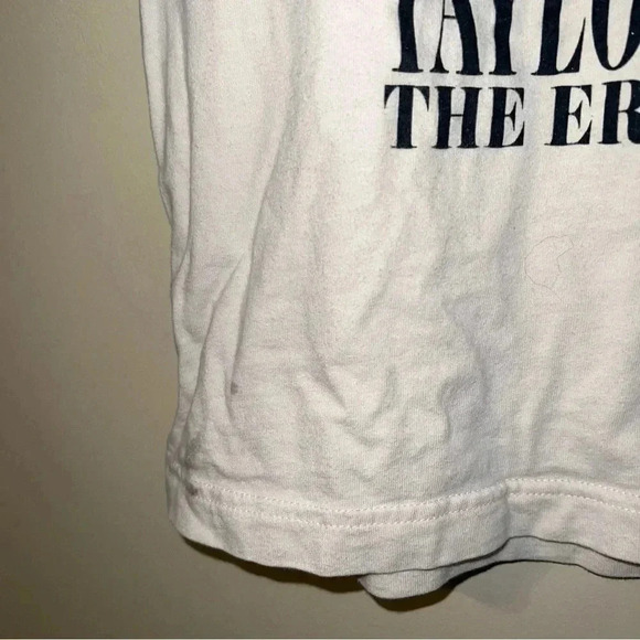 Taylor Swift the Eras Tour T-shirt Youth Medium - Picture 2 of 4